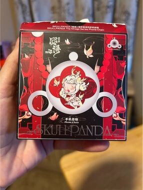 Skullpanda Phone Chain red silver tone